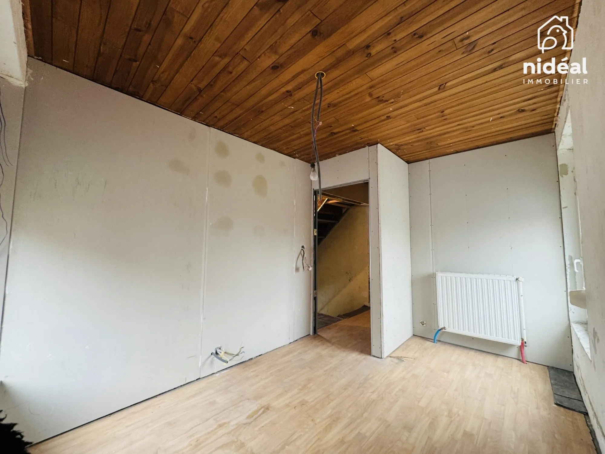 Maison à vendre à Marpent proche de la frontière belge avec grand potentiel de rénovation 