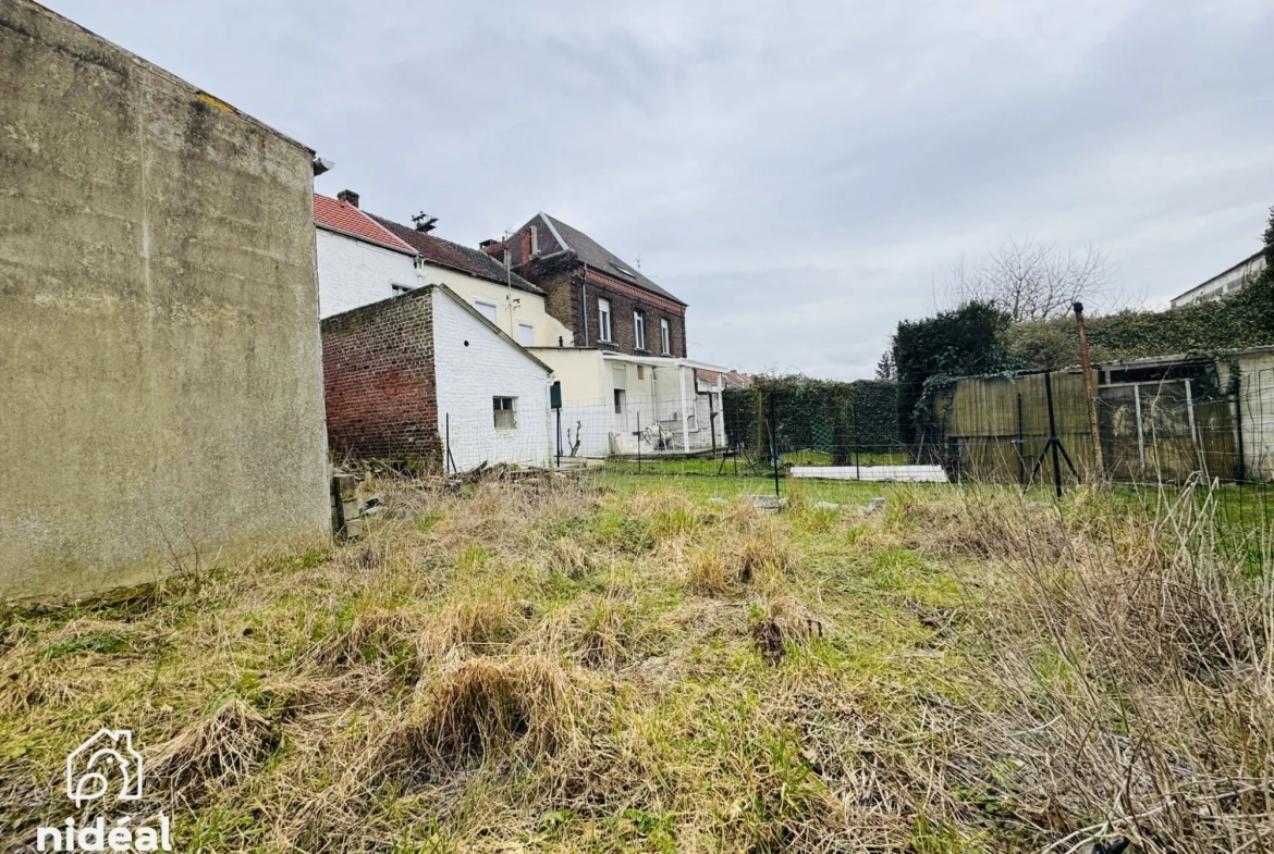 Maison à vendre à Marpent proche de la frontière belge avec grand potentiel de rénovation 