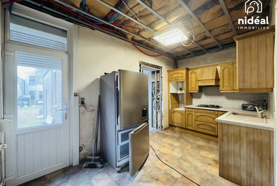 Maison à vendre à Marpent proche de la frontière belge avec grand potentiel de rénovation 