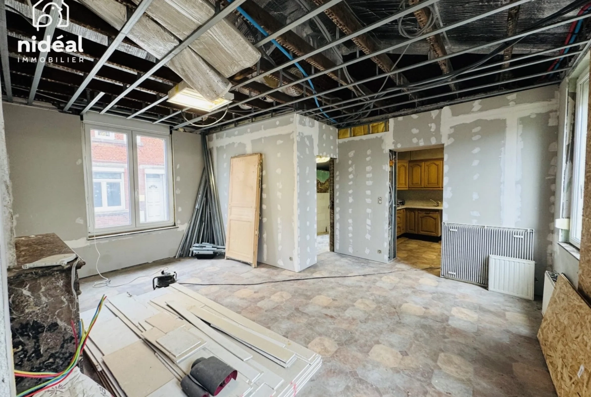 Maison à vendre à Marpent proche de la frontière belge avec grand potentiel de rénovation 