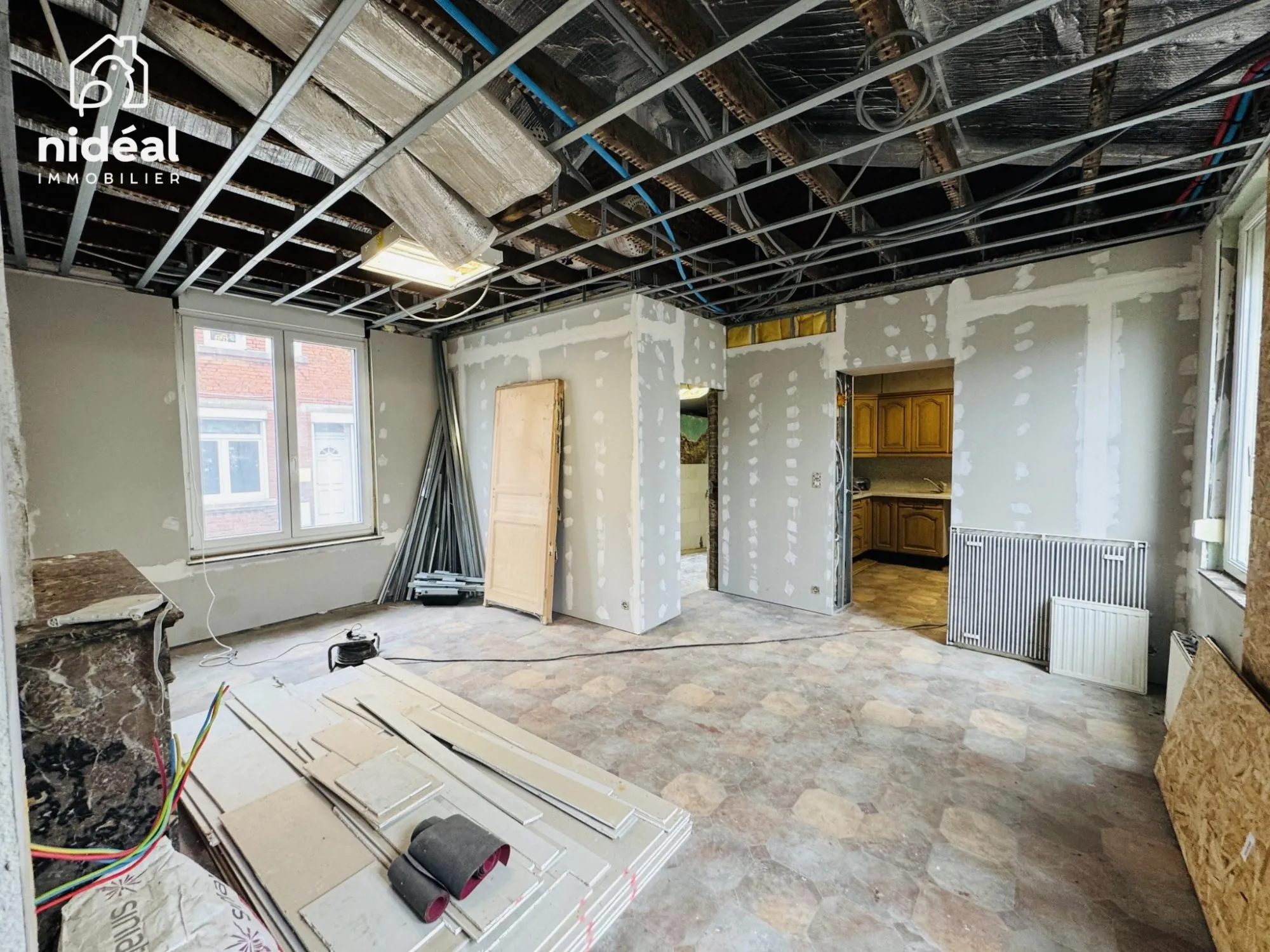 Maison à vendre à Marpent proche de la frontière belge avec grand potentiel de rénovation 
