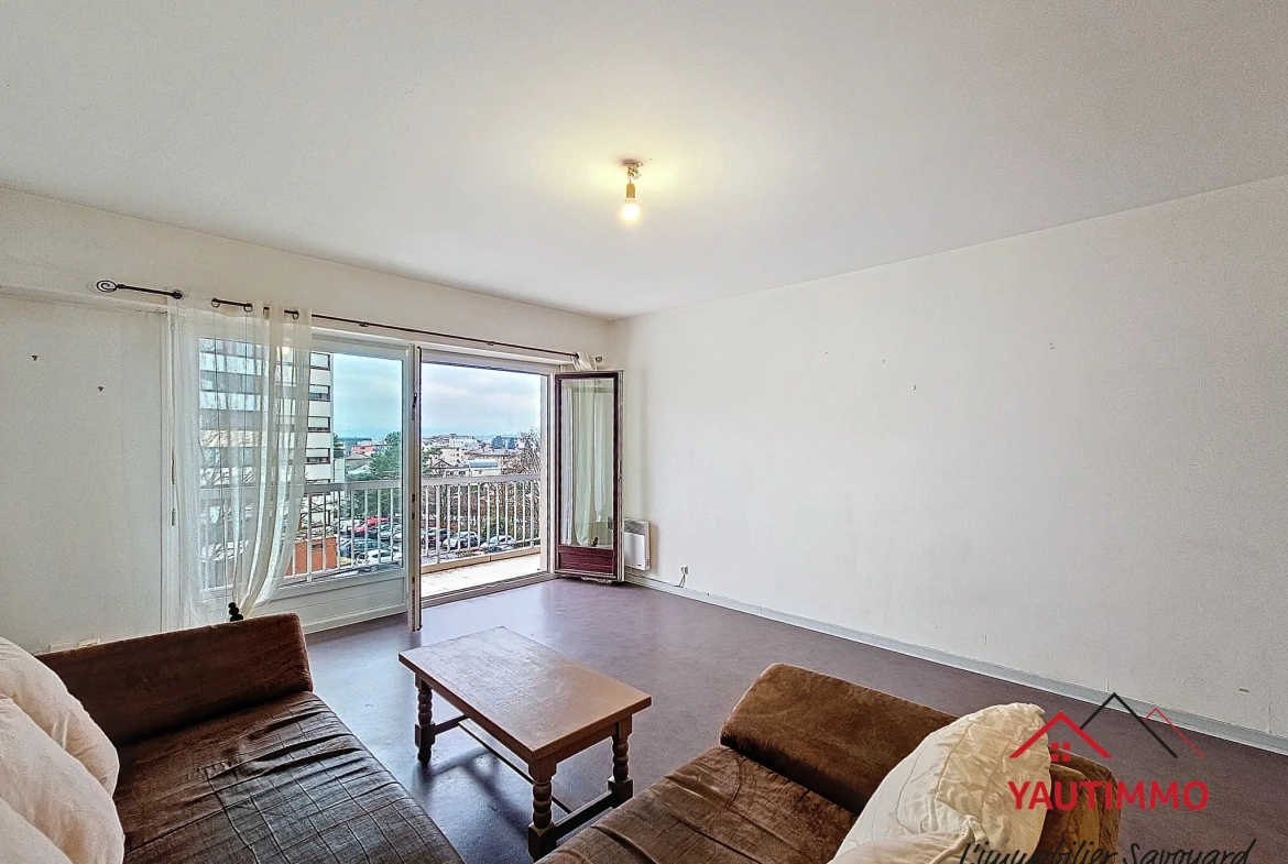 Appartement T3 spacieux de 78 m² avec balcons, parking et cave à Annemasse 