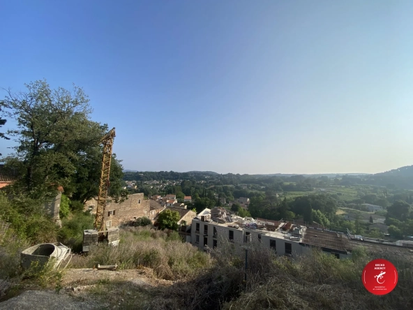 Terrain constructible avec permis de construire à La Motte - 854 m²