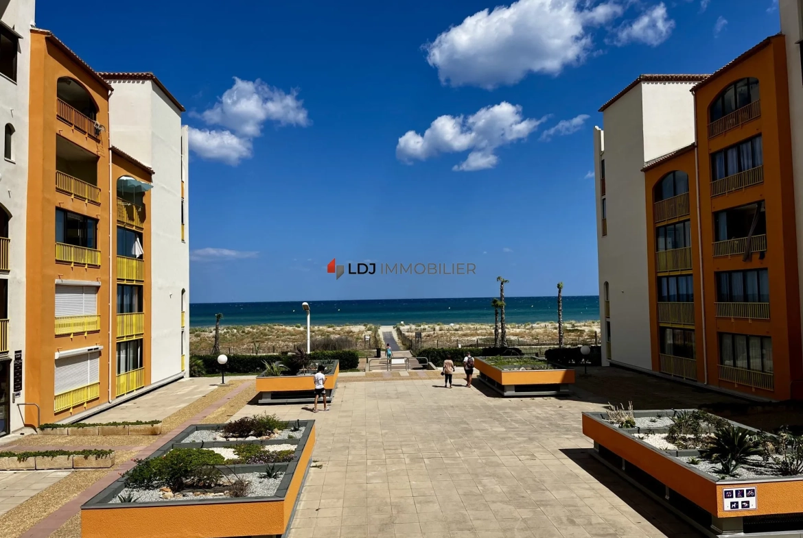 Studio cabine face mer au Barcarès - 27 m² avec loggia et accès plage 