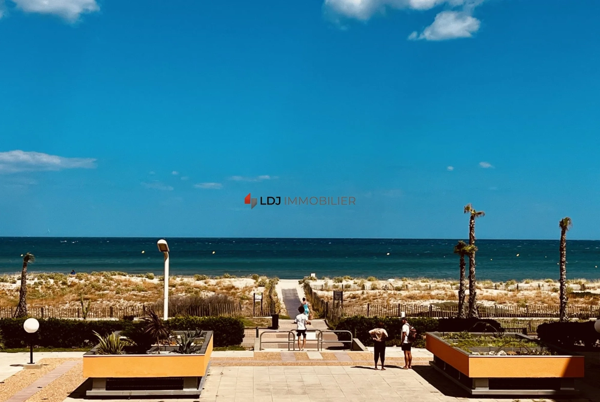 Studio cabine face mer au Barcarès - 27 m² avec loggia et accès plage 
