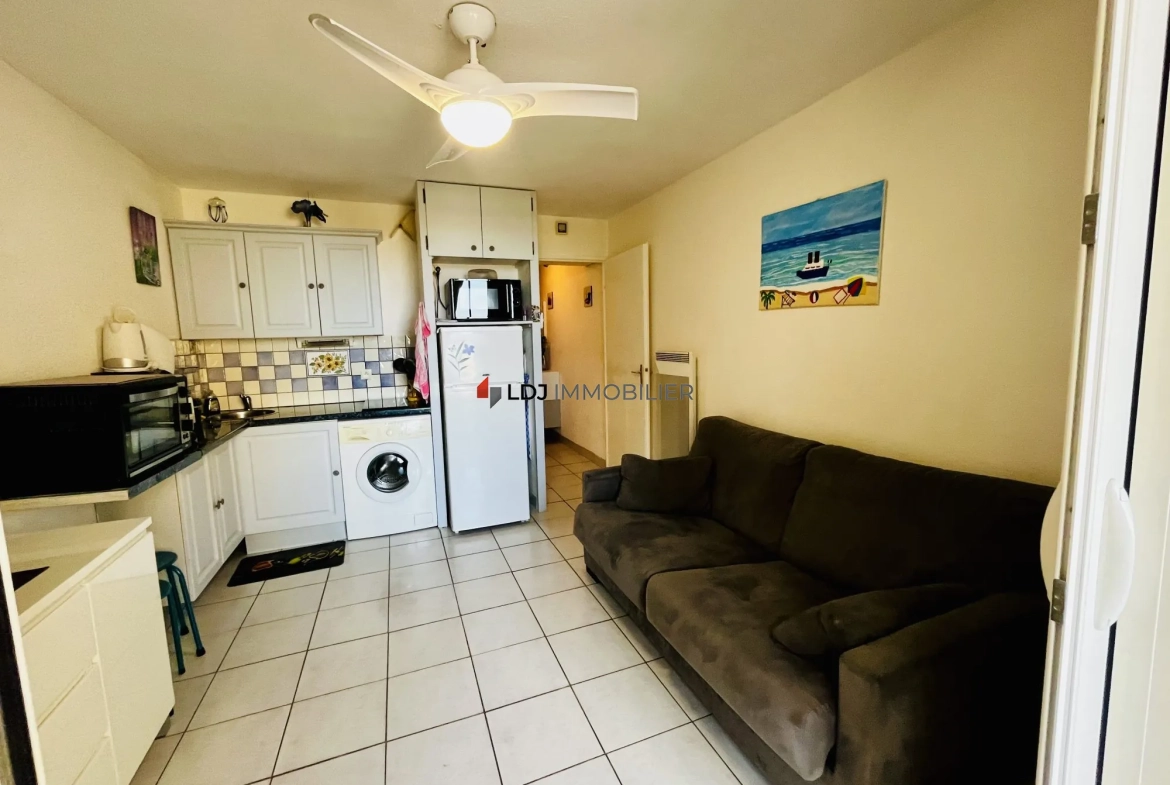 Studio cabine face mer au Barcarès - 27 m² avec loggia et accès plage 