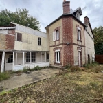 Maison à rénover avec dépendance et grand terrain à Mézidon-Canon