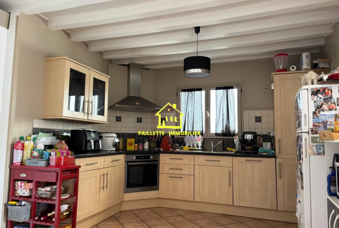 Maison à vendre à Montmorency-Le Havre de 75 m² avec terrasse et jardin 