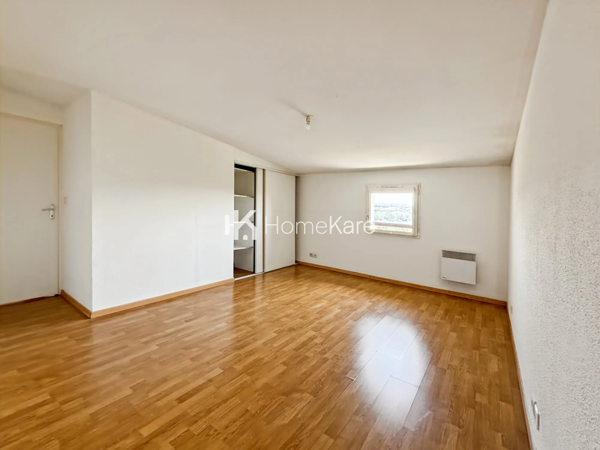 Appartement T4 lumineux de 96 m² avec terrasse à Avignonet-Lauragais 