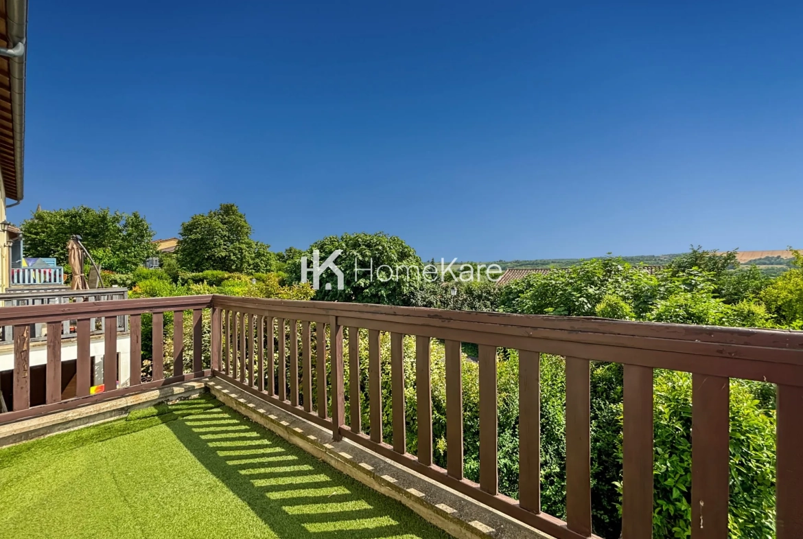 Appartement T4 lumineux de 96 m² avec terrasse à Avignonet-Lauragais 