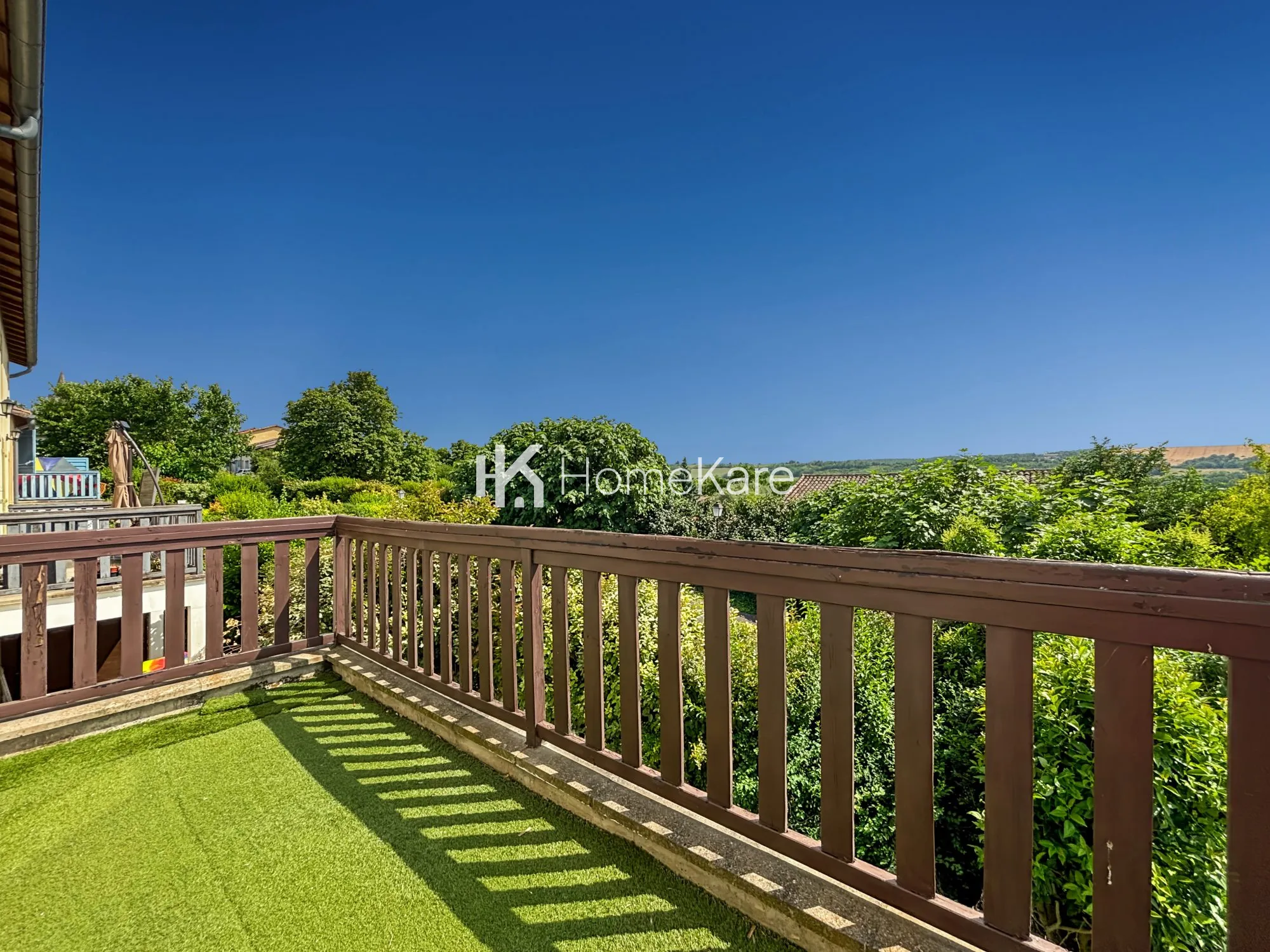 Appartement T4 lumineux de 96 m² avec terrasse à Avignonet-Lauragais 