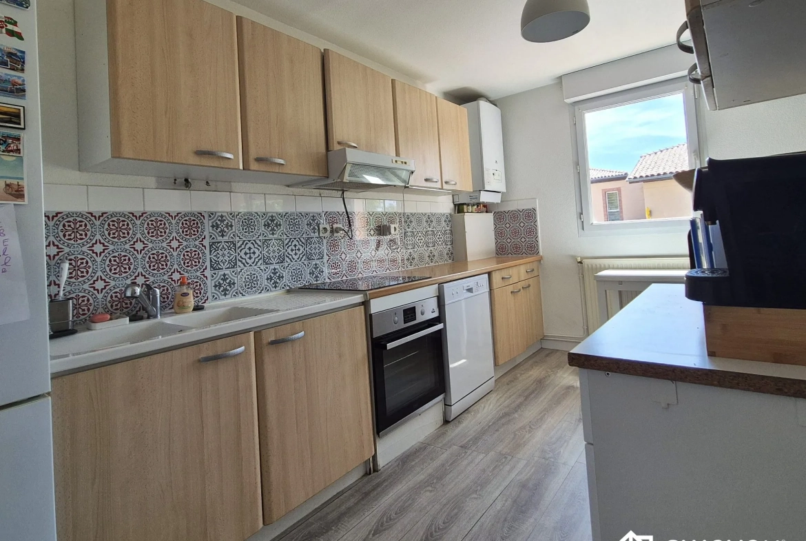 Appartement T3 lumineux de 74 m² avec terrasse à Frouzins 