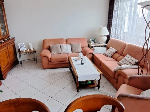 Appartement T4 à vendre à Chilly-Mazarin avec piscine et tennis