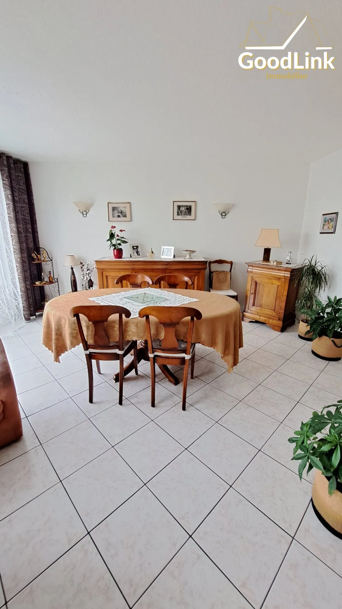 Appartement T4 à vendre à Chilly-Mazarin avec piscine et tennis 