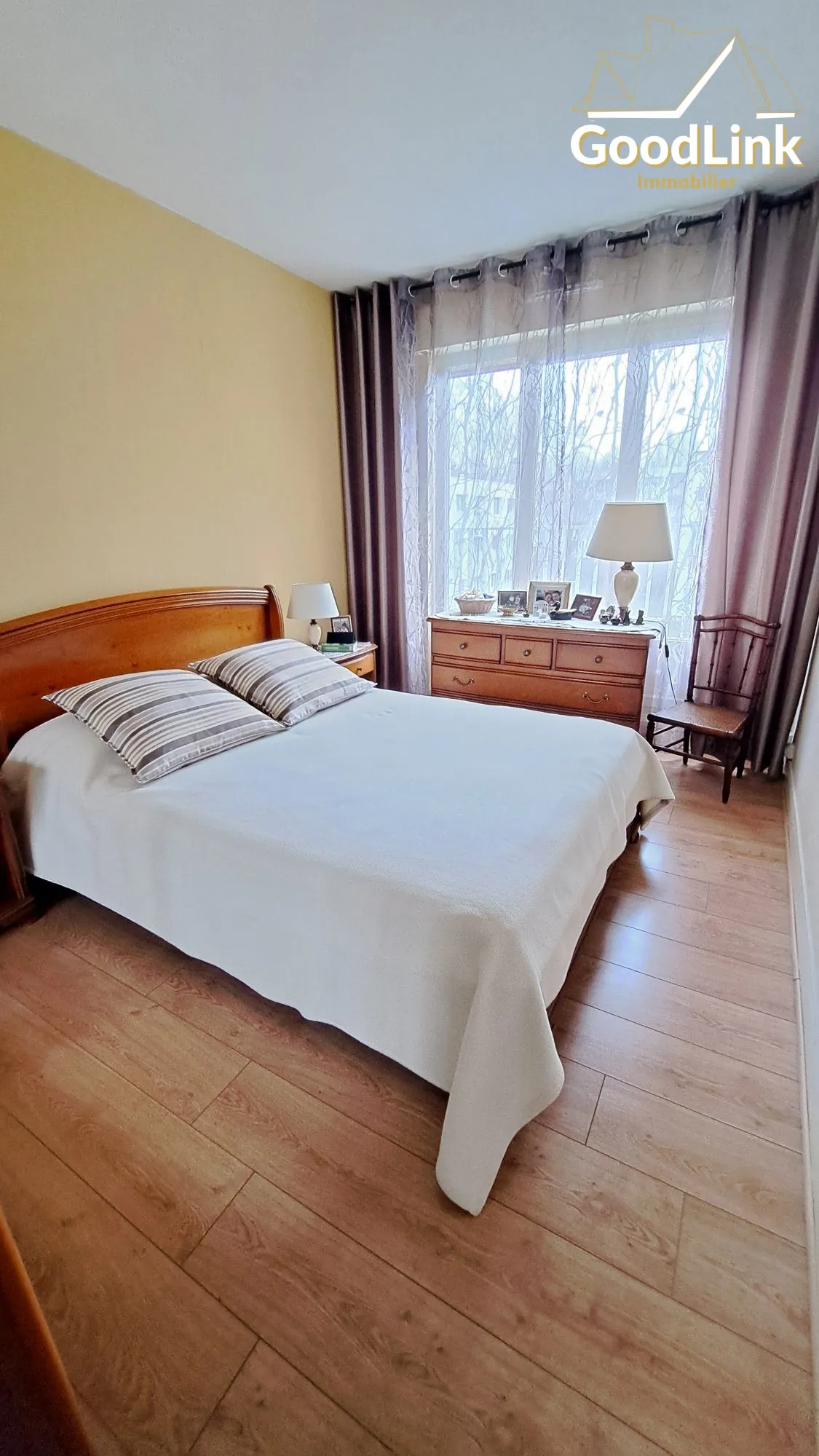 Appartement T4 à vendre à Chilly-Mazarin avec piscine et tennis 