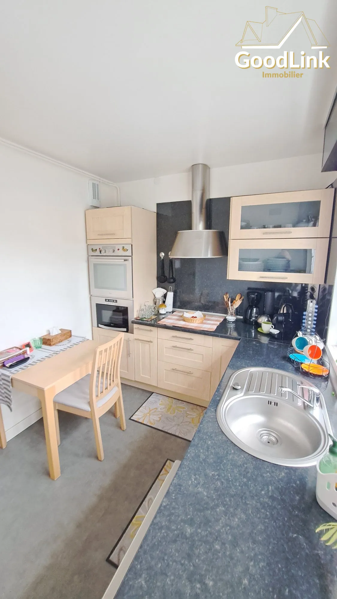 Appartement T4 à vendre à Chilly-Mazarin avec piscine et tennis 