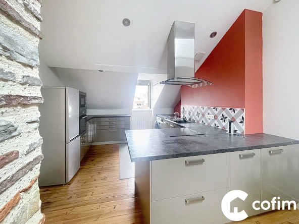 Appartement 2 pièces rénové avec vue sur Pyrénées à Pau