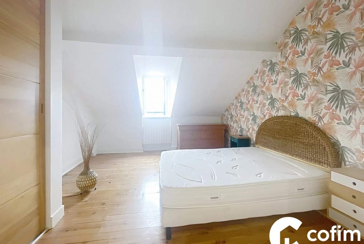 Appartement 2 pièces rénové avec vue sur Pyrénées à Pau 