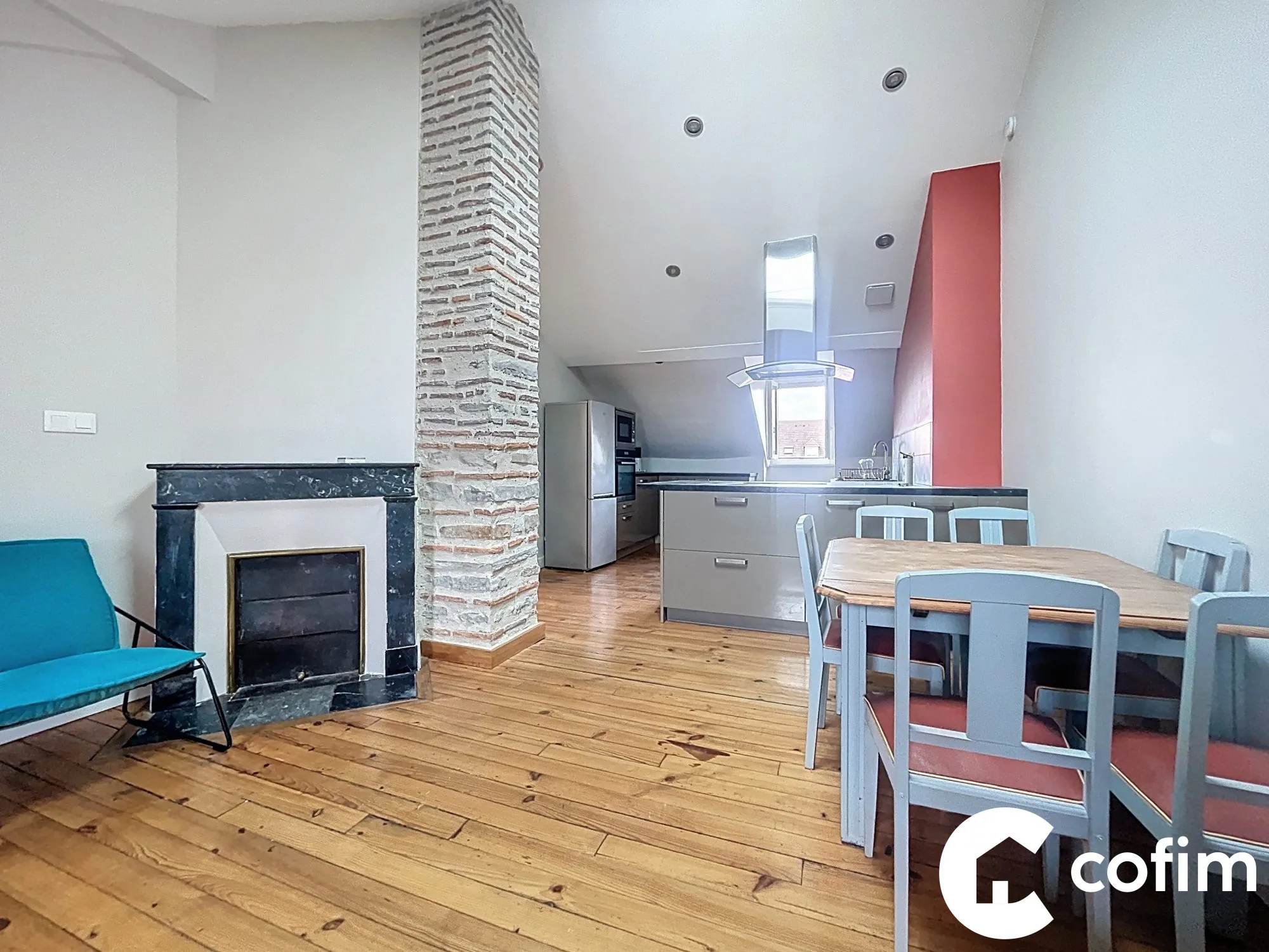 Appartement 2 pièces rénové avec vue sur Pyrénées à Pau 