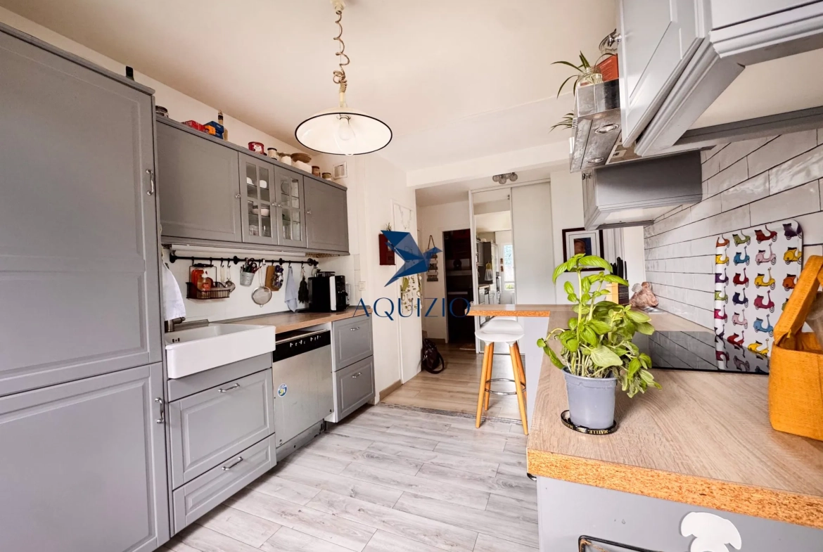 Appartement T2 rénové avec balcon et cave à Scionzier - Excellente localisation 