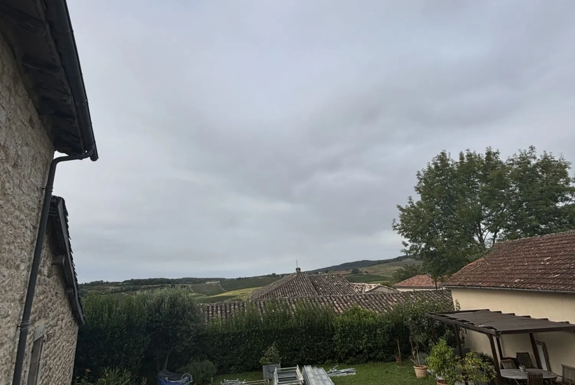 Maison de village en pierre de 162 m² avec terrain à Campagnac, Gaillac à vendre 