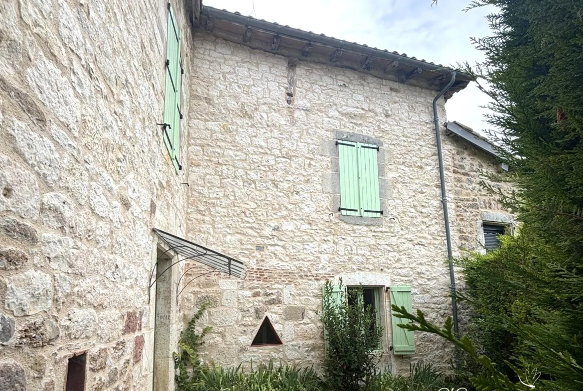 Maison de village en pierre de 162 m² avec terrain à Campagnac, Gaillac à vendre 