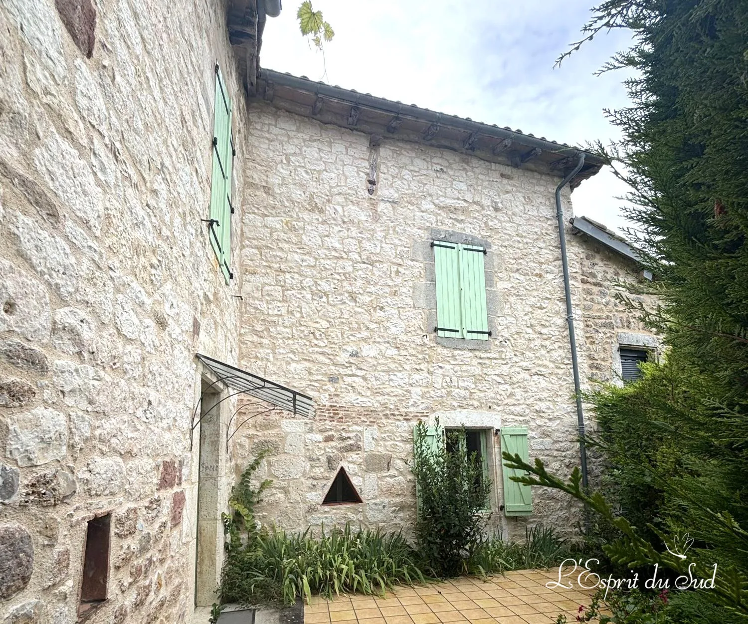 Maison de village en pierre de 162 m² avec terrain à Campagnac, Gaillac à vendre 
