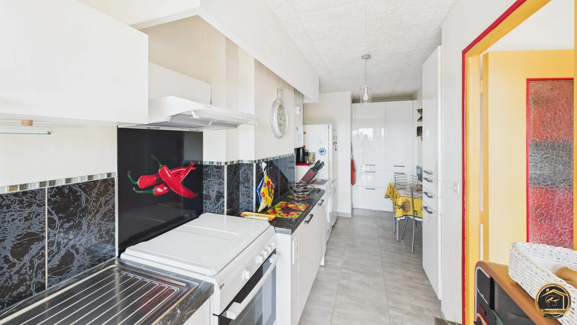 Appartement lumineux avec terrasse et cave à Narbonne - Dernier étage 