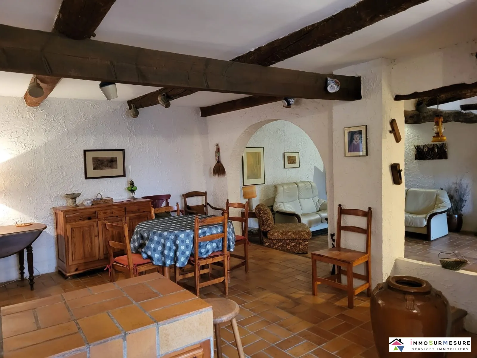 Maison de ville à Pouzolles de 130 m² avec terrasse et vue exceptionnelle 
