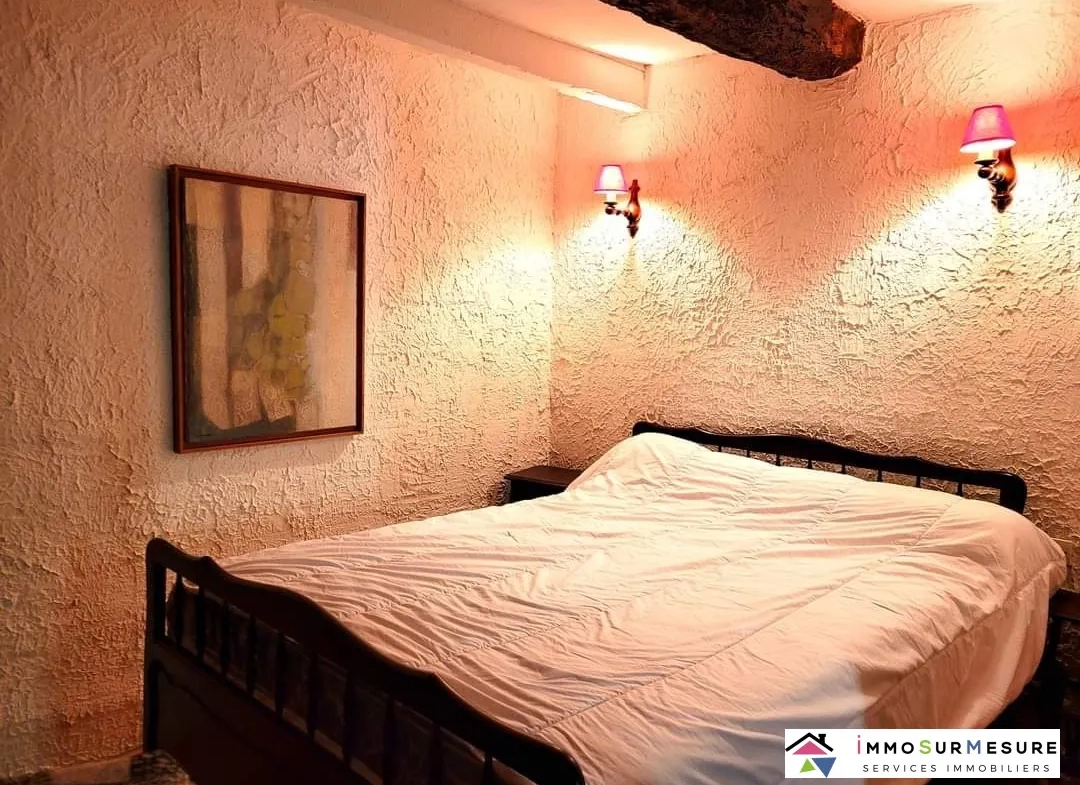 Maison de ville à Pouzolles de 130 m² avec terrasse et vue exceptionnelle 