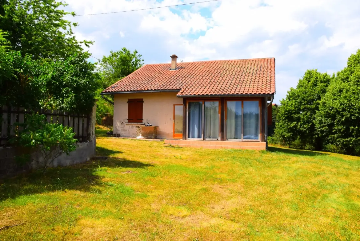 Maison indépendante de 110 m² avec jardin à Lachapelle-Graillouse en Ardèche 