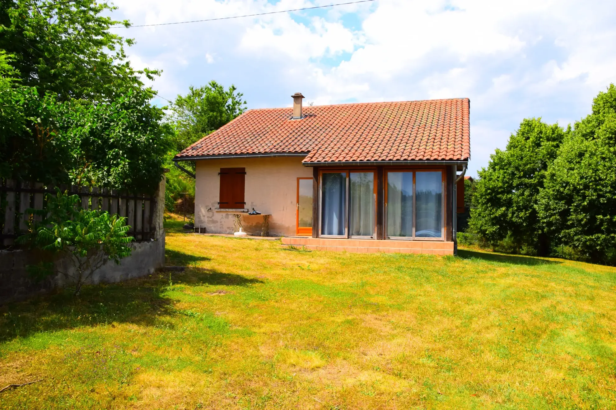 Maison indépendante de 110 m² avec jardin à Lachapelle-Graillouse en Ardèche 