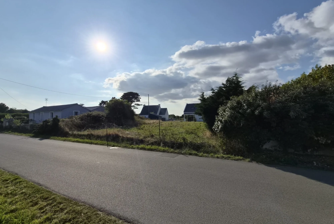 Terrain constructible à vendre à Groix – Emplacement idéal et potentiel de division 