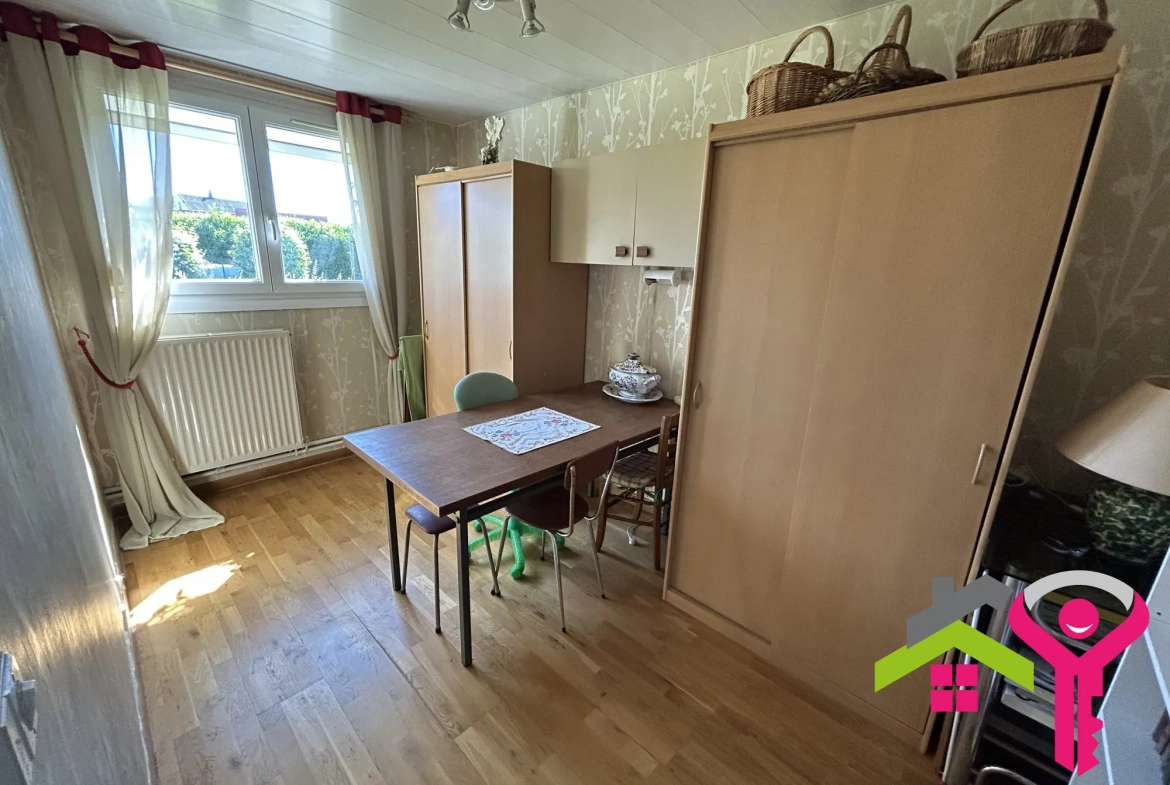 Maison de plain-pied semi-individuelle avec 2 chambres à Lourches 