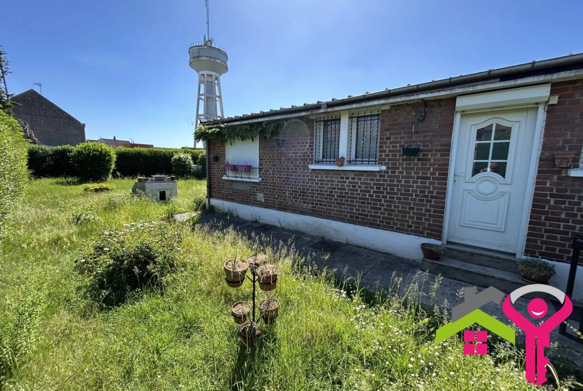 Maison de plain-pied semi-individuelle avec 2 chambres à Lourches 