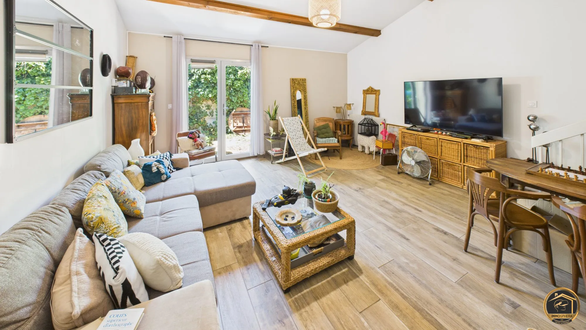 Charmante maison de ville à vendre avec jardin et garage à Carcassonne 