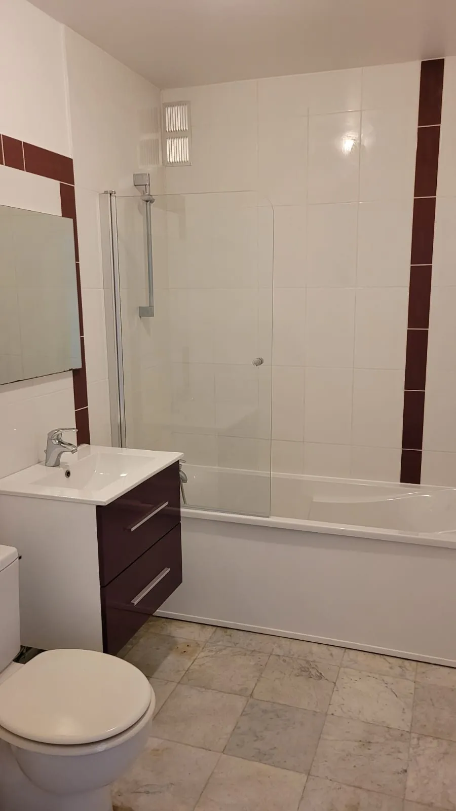 Appartement T1/2 rénové à vendre à Fontenay-le-Fleury proche commodités 