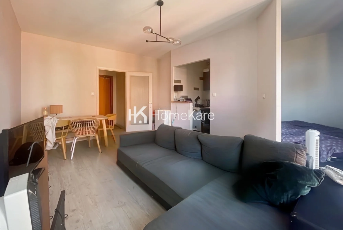 Appartement T2 lumineux à vendre à Parthenay — Loges, 45 m² avec terrasse 