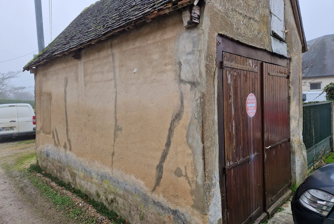 Maison à vendre au centre de Marolles-les-Braults avec 3 chambres et chauffage pompe à chaleur 