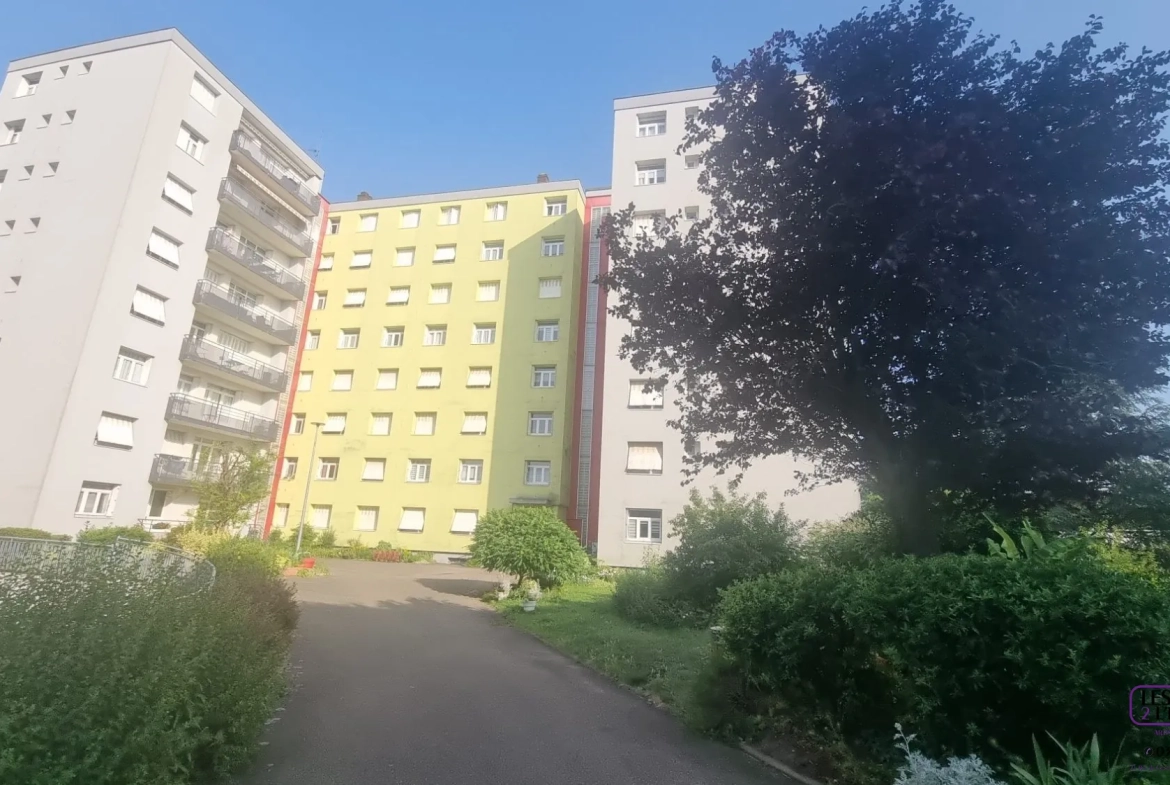 Appartement F4 avec balcon et vue panoramique à Montigny-lès-Metz 