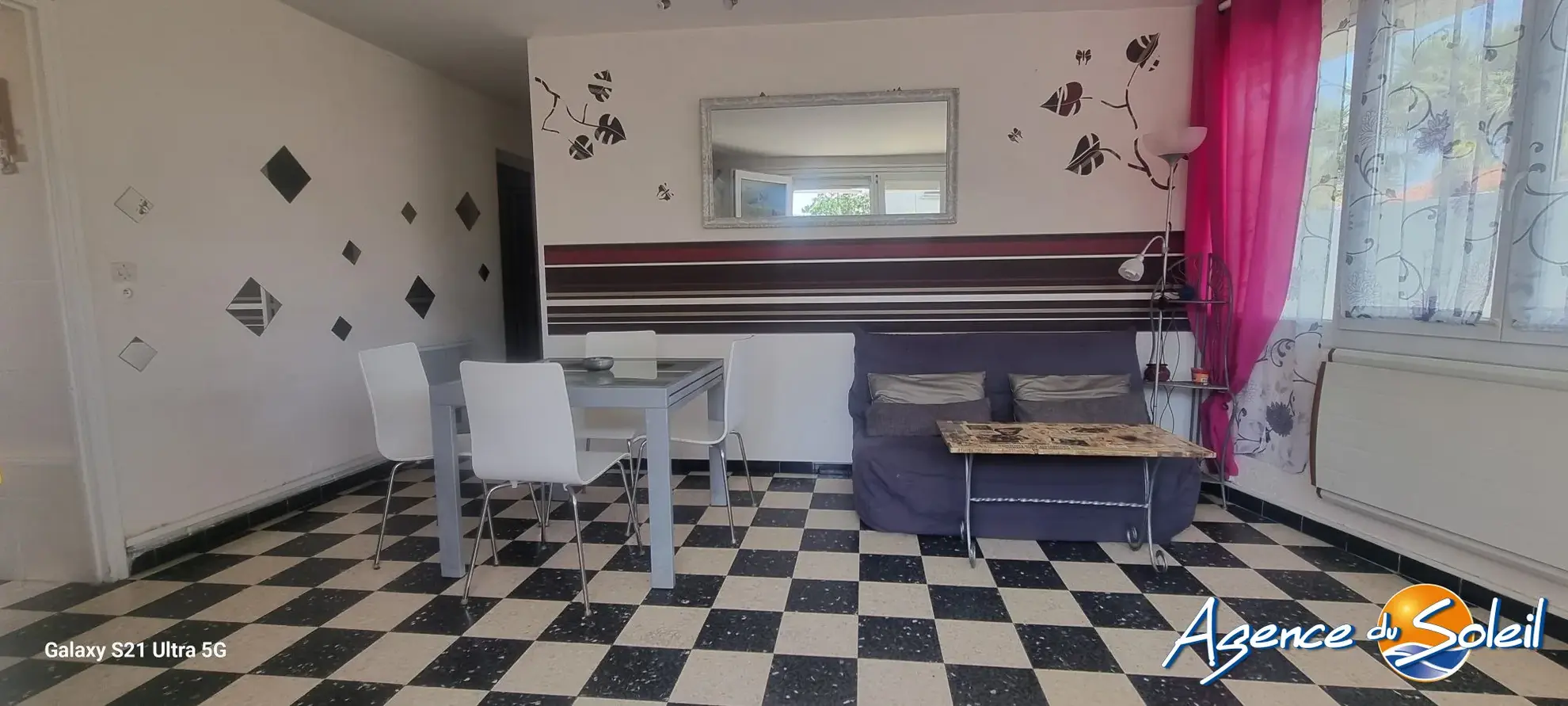 À vendre appartement T3 en rez-de-chaussée à Saint Pierre la Mer avec terrasse 
