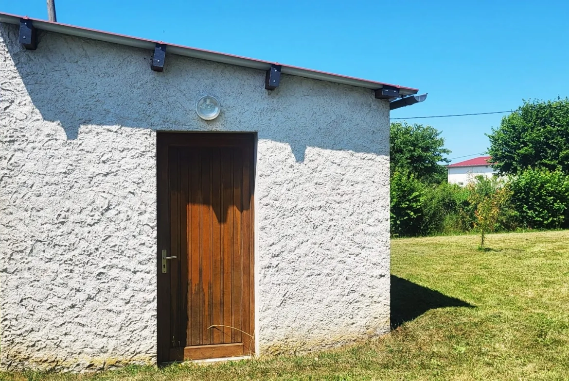 Maison à vendre à La Nocle-Maulaix avec terrain et dépendance 