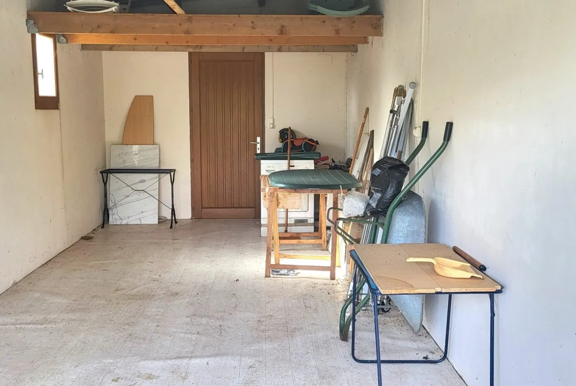 Maison à vendre à La Nocle-Maulaix avec terrain et dépendance 
