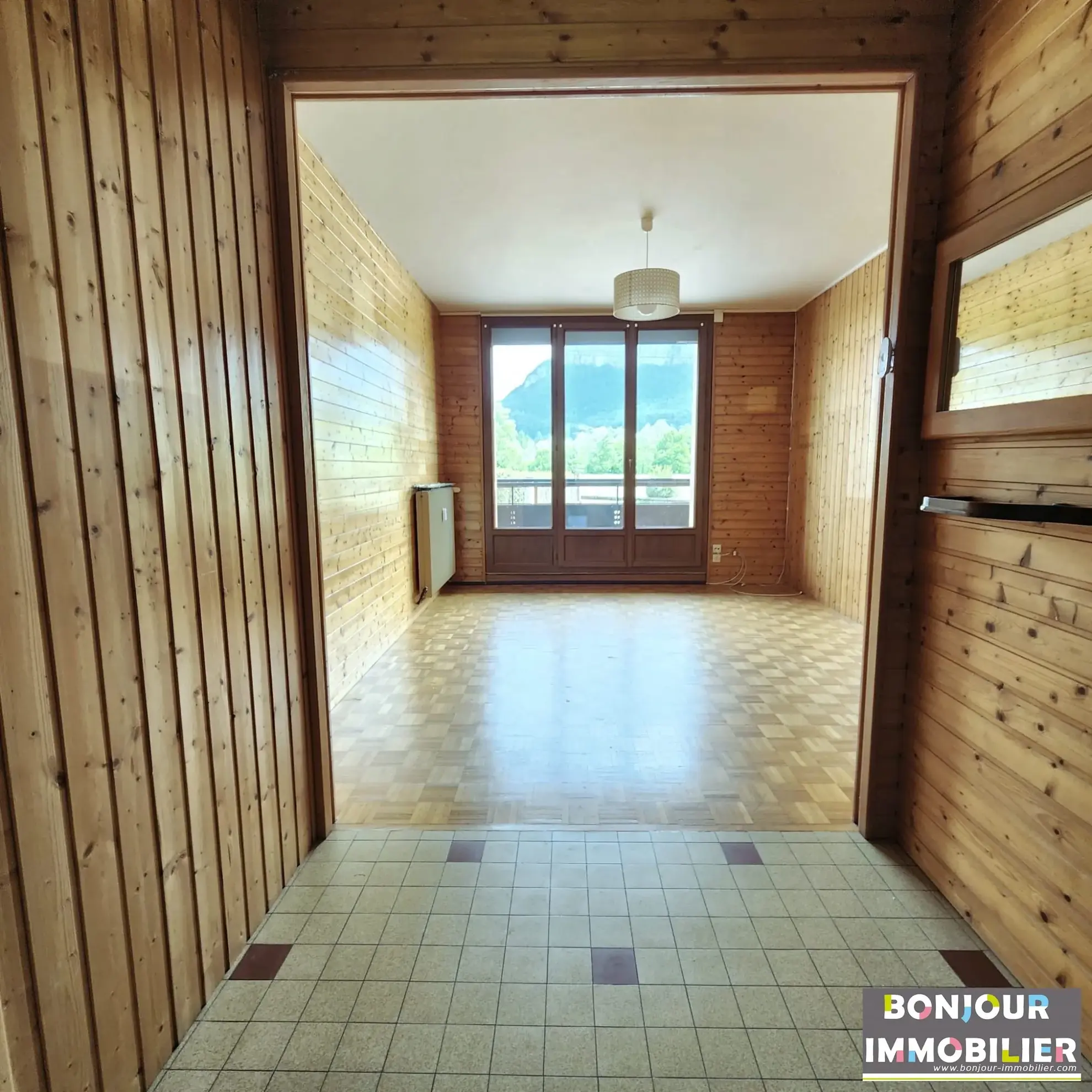 Splendide appartement 3 pièces avec balcon et cave aux Echelles 