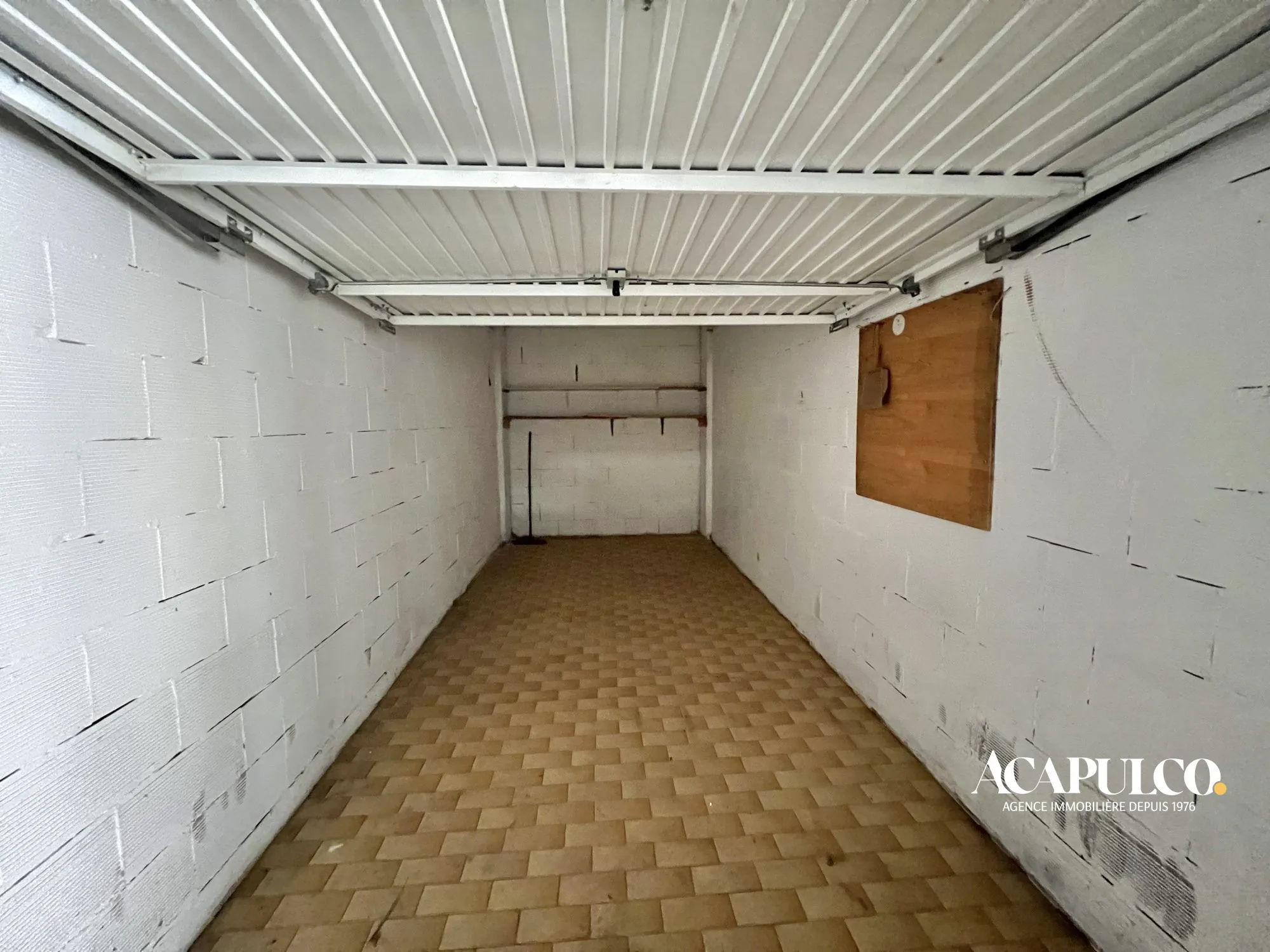 Garage à vendre au Cap d'Agde - 13m² dans le secteur du Môle 