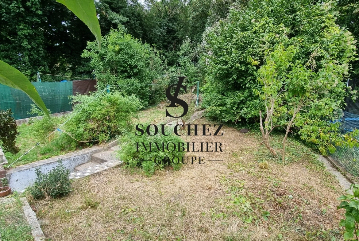 Maison semi-mitoyenne à Liévin - Garage, Jardin, Potentiel de Rénovation 