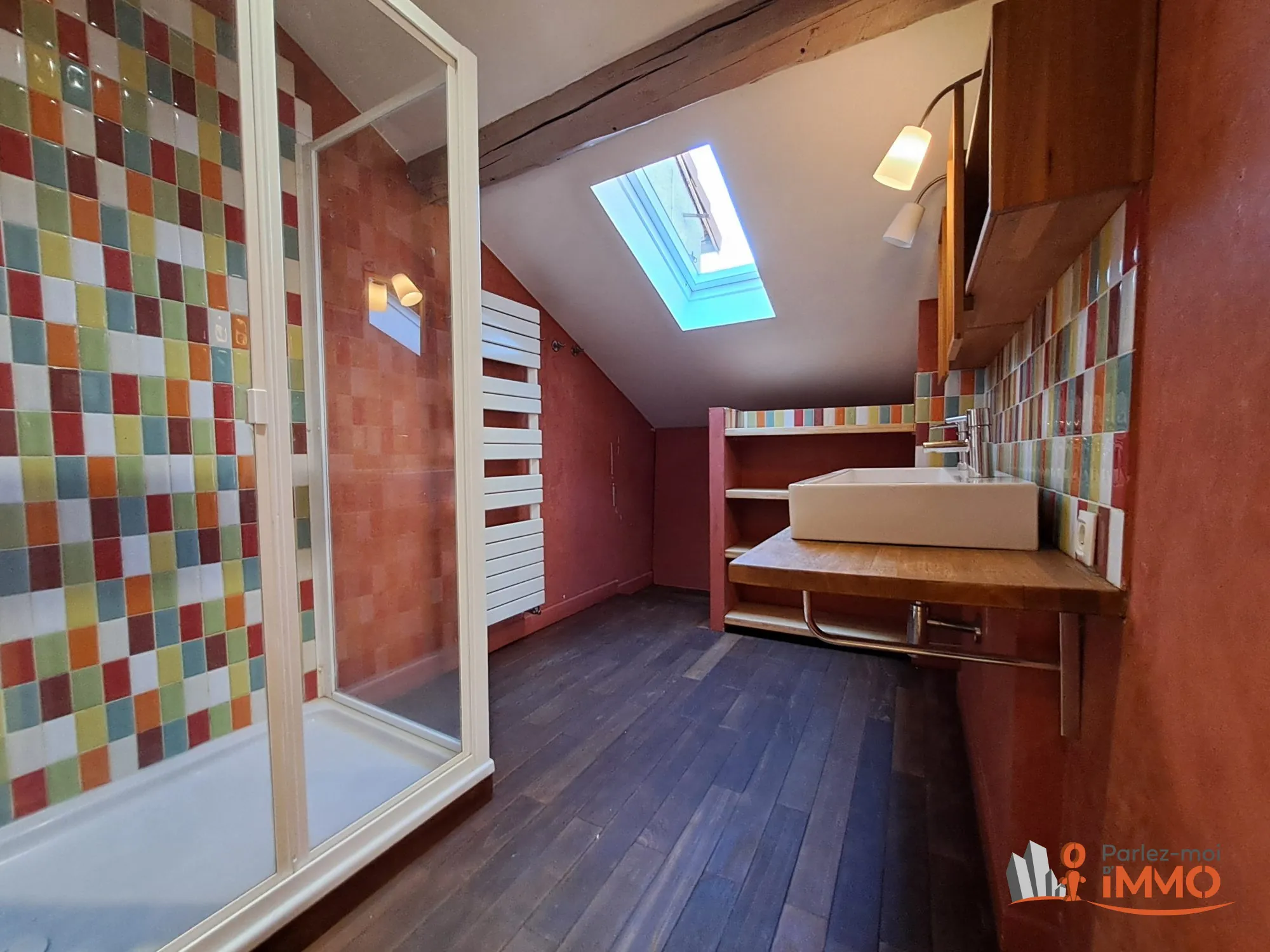 Magnifique appartement traversant de 69m² avec terrasse à Saint-Étienne 