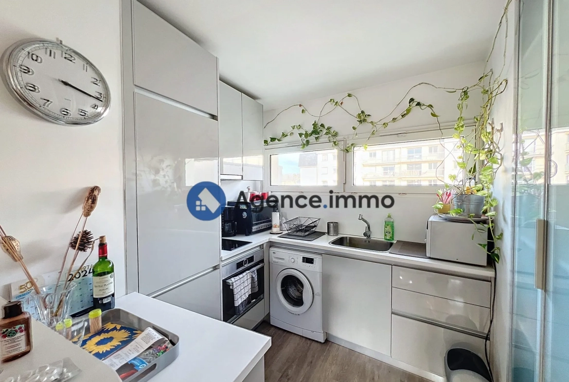 Duplex à vendre à Tours Centre - Investment locatif avec terrasse et proximité gare 