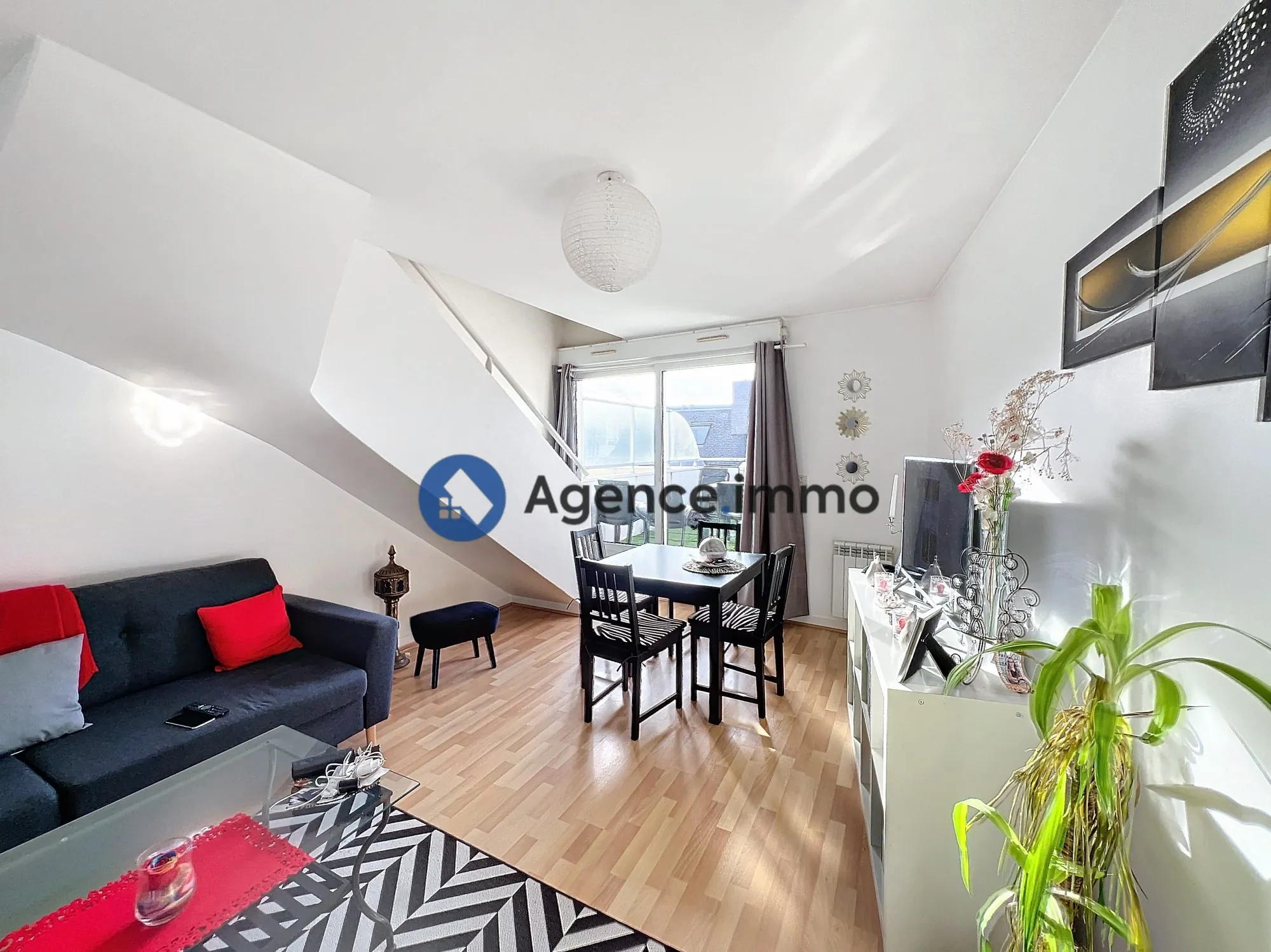 Duplex à vendre à Tours Centre - Investment locatif avec terrasse et proximité gare 