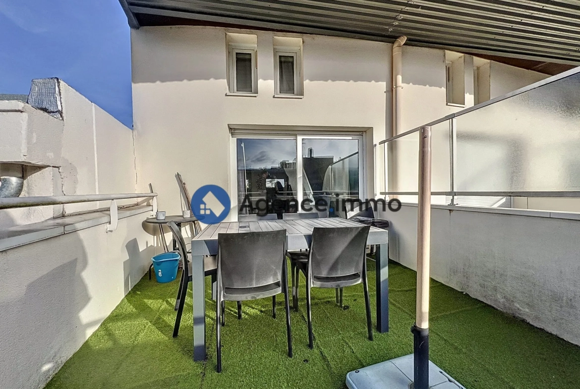 Duplex à vendre à Tours Centre - Investment locatif avec terrasse et proximité gare 